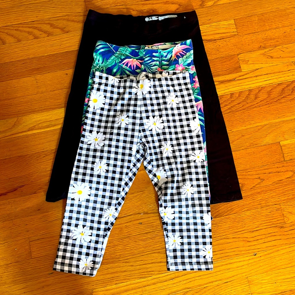 Lot Of Girls Capris